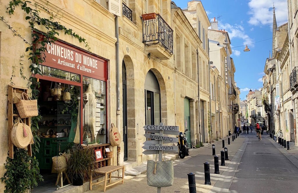 boutique brocante récup à Bordeaux